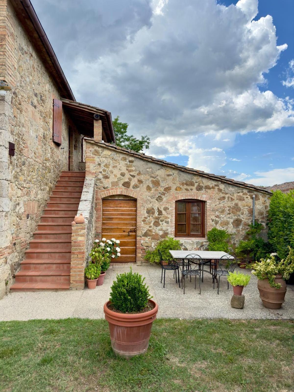 Agriturismo La Peschiera Casole d'Elsa Ngoại thất bức ảnh
